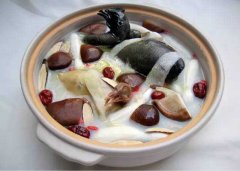 【靓汤】菌香炖双合